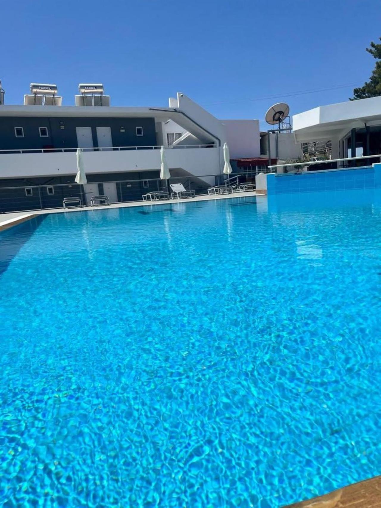 Family House Faliraki Studios Apartments Екстер'єр фото