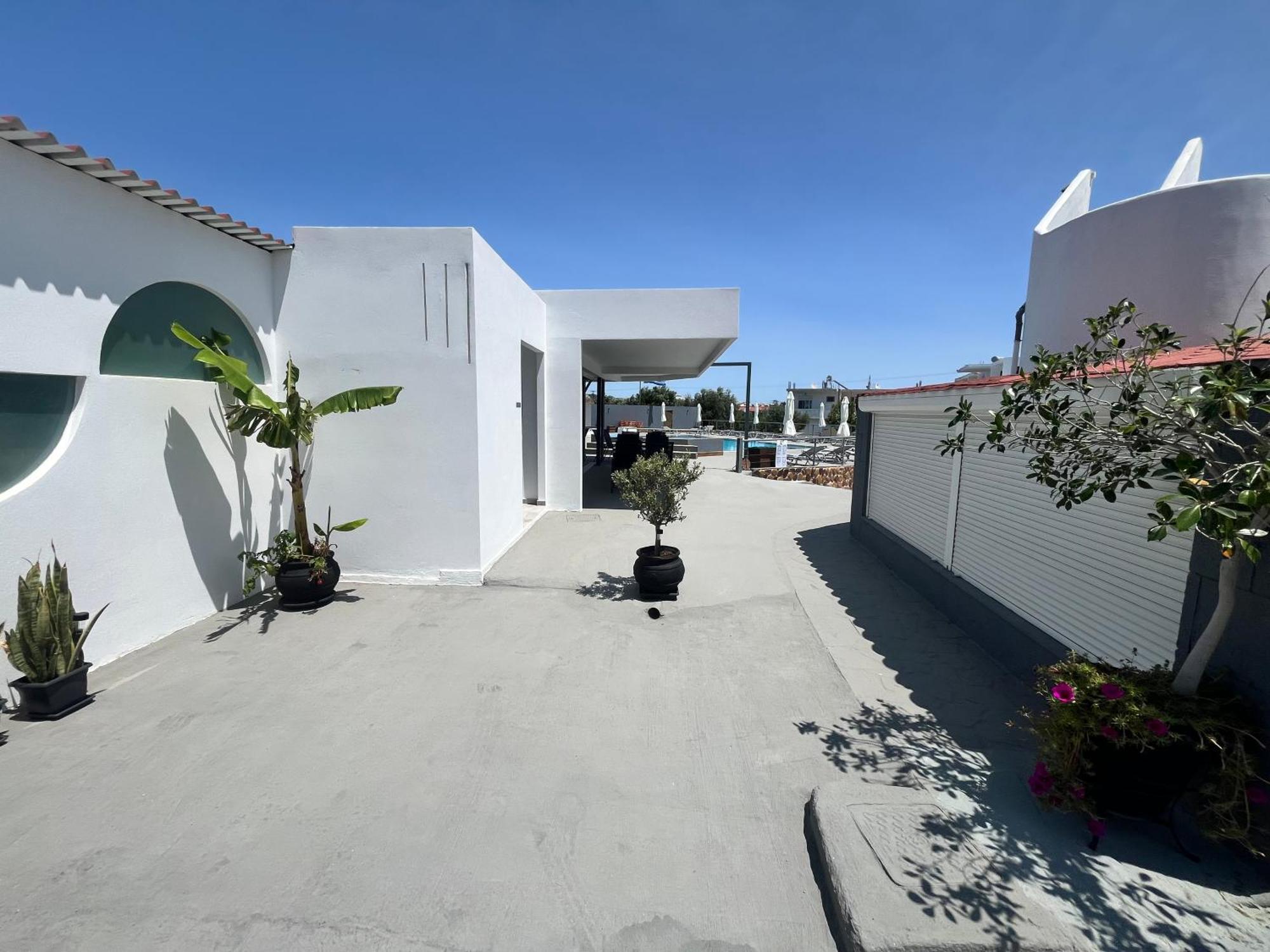 Family House Faliraki Studios Apartments Екстер'єр фото